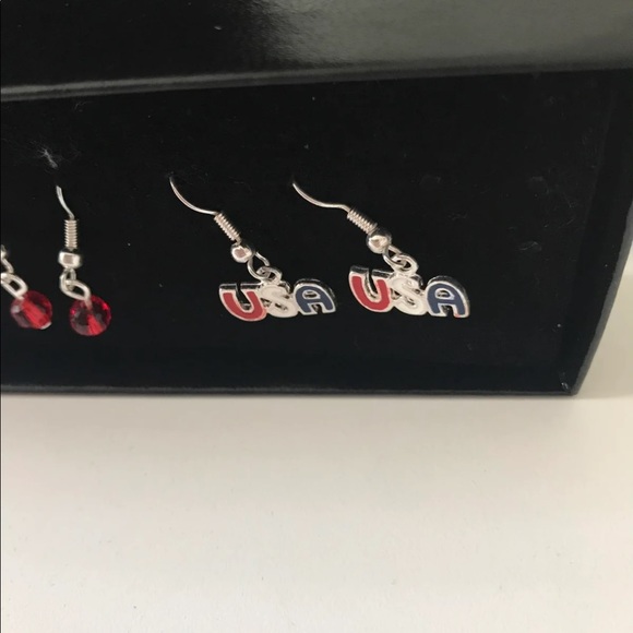 Patriotic Earrings - Picture 3 of 5